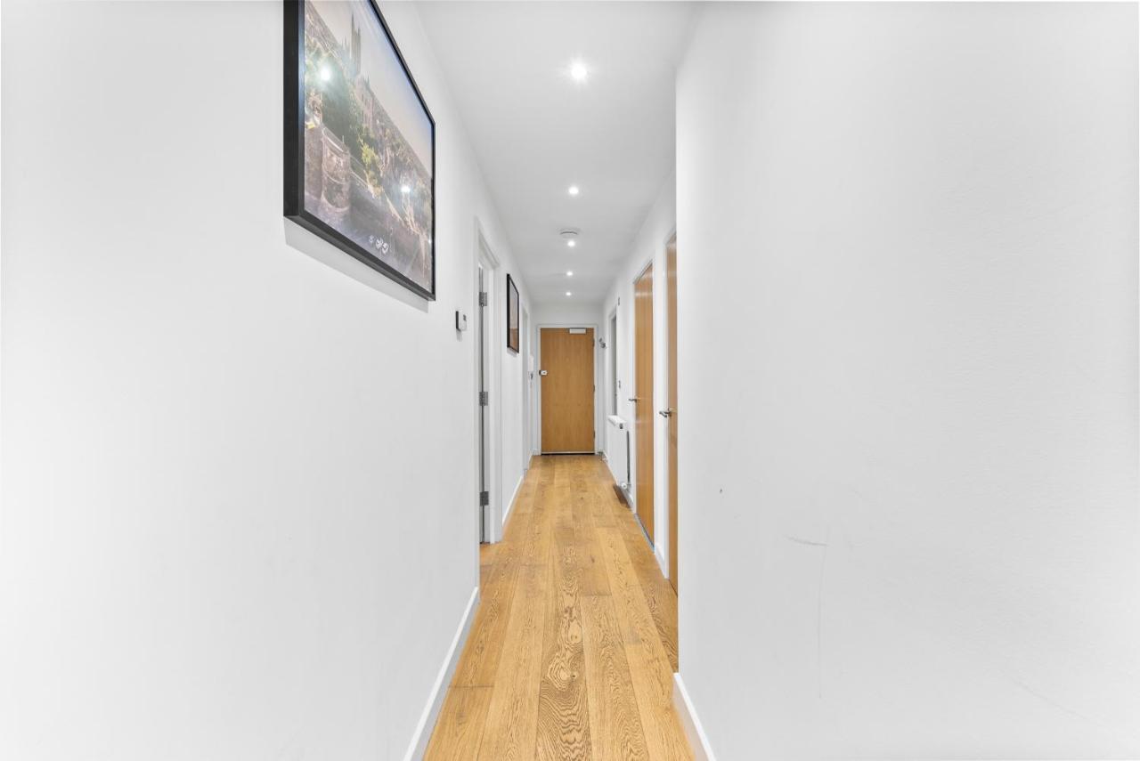 The Exquisite Gem Of Canterbury - Huge Balcony Apartment Екстериор снимка