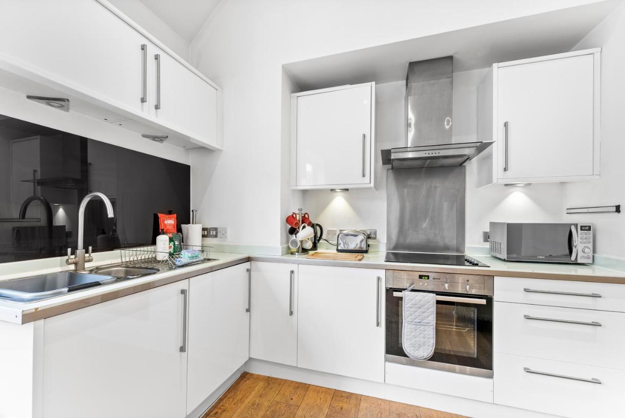 The Exquisite Gem Of Canterbury - Huge Balcony Apartment Екстериор снимка