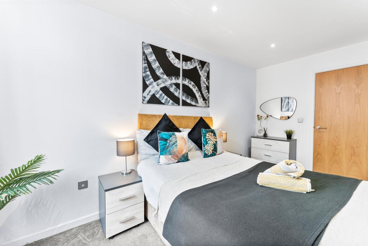 The Exquisite Gem Of Canterbury - Huge Balcony Apartment Екстериор снимка